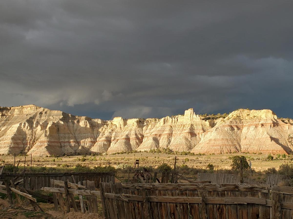 Log Cottages At Bryce Canyon #2 Cannonville Esterno foto